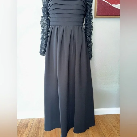 SELF-PORTRAITRuffled black Dotted Tulle And Crepe Midi women’s dress size 6